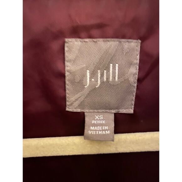 J. Jill Womens Size XS Burgundy Down Puffer Vest Snap Closure Great Condition - Picture 8 of 9